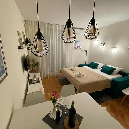 New Charming Maja Apartment